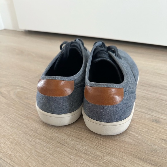 Steve Madden Men's Fenta Fashion Lace-Up Sneakers,Size 9 - Picture 2 of 3